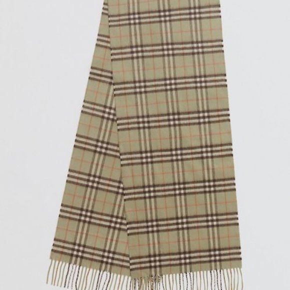 NWT BURBERRY VINTAGE CHECK CASHMERE SCARF - Picture 3 of 7